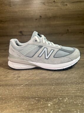 New Balance 990V5 Women’s Running Athletic Casual Shoes USA Made 8.5